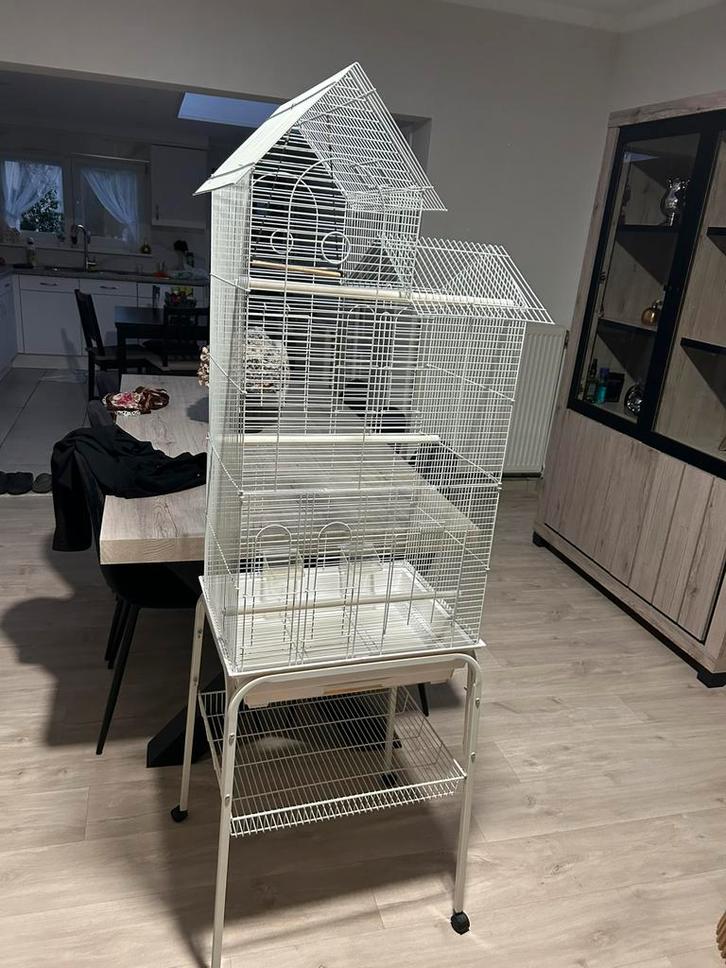 Vogelkooi met staander, Dieren en Toebehoren, Vogels | Hokken en Kooien, Zo goed als nieuw, Vogelkooi, Ophalen