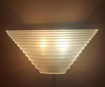 Artemide PERGAMO 38 wandlamp ontworpen Angelo Mangiarotti beschikbaar voor biedingen
