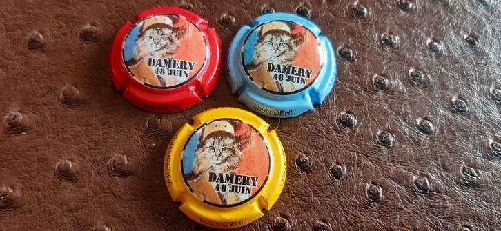 3 Champagne capsules Dehu Louis ., Verzamelen, Overige Verzamelen, Zo goed als nieuw, Ophalen of Verzenden