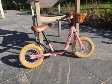 Zeer mooie roze loopfiets van Bandits and Angels beschikbaar voor biedingen