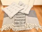 Ensemble de 3 grands plaids et 2 coussins assortis, Ophalen of Verzenden