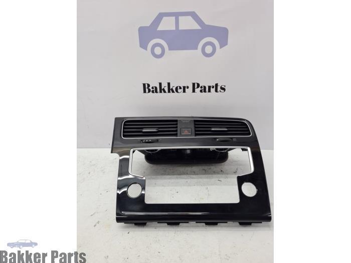 Dashboard deel van een Volkswagen Golf, Auto-onderdelen, Dashboard en Schakelaars, Volkswagen, Gebruikt, 3 maanden garantie