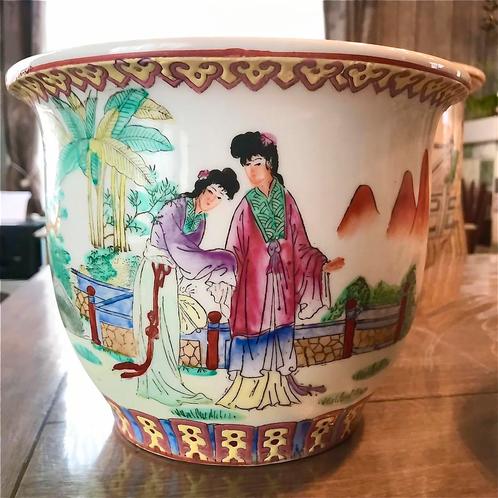 Cache pot 3 stuks afkomstig uit China met onderbord, Antiek en Kunst, Antiek | Vazen, Ophalen