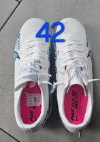 Chaussure de football, Sports & Fitness, Football, Enlèvement, Neuf