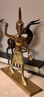 EGYPTISCHE KRIJGER, Ophalen
