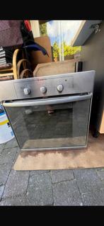 Le four encastré Ariston fonctionne bien, Enlèvement, Comme neuf