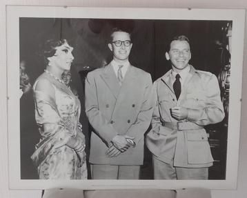 Vintage Foto : Gina, The King, the Voice