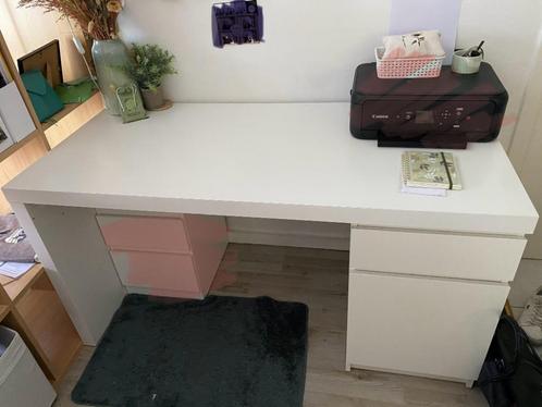 Bureau MALM blanc ikea, Huis en Inrichting, Bureaus, Zo goed als nieuw, Bureau, Ophalen