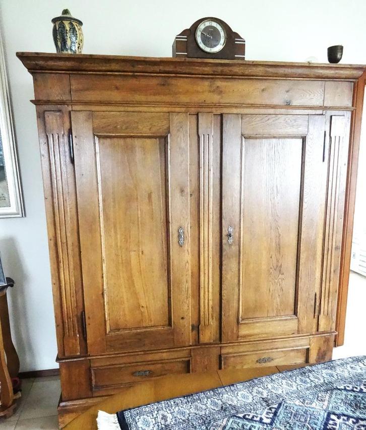 Antieke  Eiken Westfaalse kast.  Duits, Antiek en Kunst, Antiek | Meubels | Kasten, Ophalen