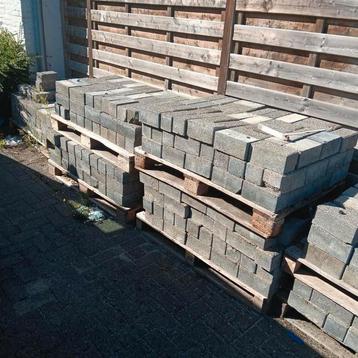 Gratis klinkers 18m2 beschikbaar voor biedingen