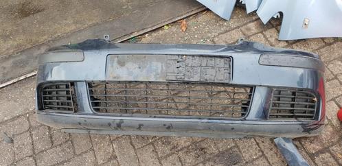 VW GOLF V   VOORBUMPER BJ 2005 TOT 2009, Auto-onderdelen, Carrosserie, Bumper, Voor, Gebruikt, Ophalen of Verzenden