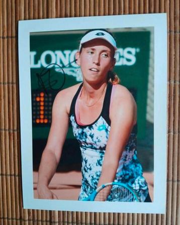Gesigneerde foto van Elise Mertens.  beschikbaar voor biedingen