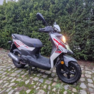 Sym Crox 50cc b classe, Enlèvement, Comme neuf