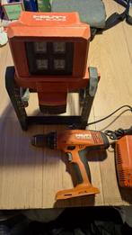 Hilti vijsmachine 22V /werklamp 22V/batterij 22V 1x /oplader, Ophalen of Verzenden, Zo goed als nieuw