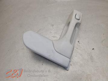 Schuifdeurgreep links van een Mercedes Vito beschikbaar voor biedingen