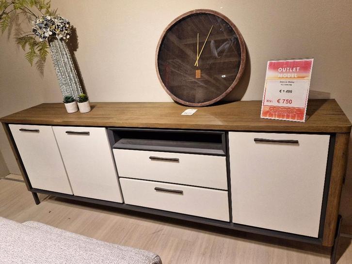 Dressoir Shirley Henders & Hazel - Toonzaalmodel, Maison & Meubles, Armoires | Dressoirs, Comme neuf, Enlèvement