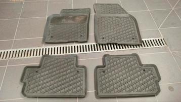 Mattenset rubber Volvo C30 beschikbaar voor biedingen