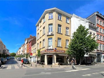 Commerce – Atelier à vendre – Place Flagey beschikbaar voor biedingen