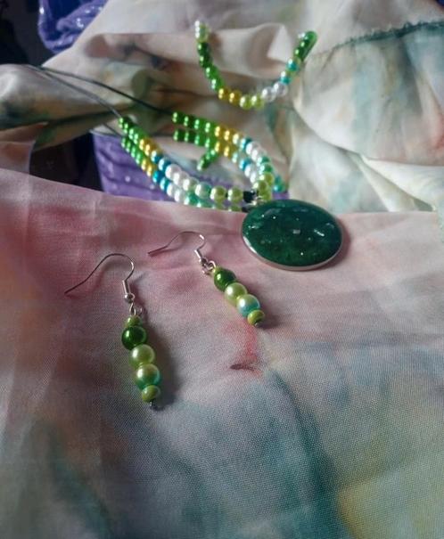 Juwelensetje groen, Handtassen en Accessoires, Overige Accessoires, Zo goed als nieuw, Ophalen of Verzenden