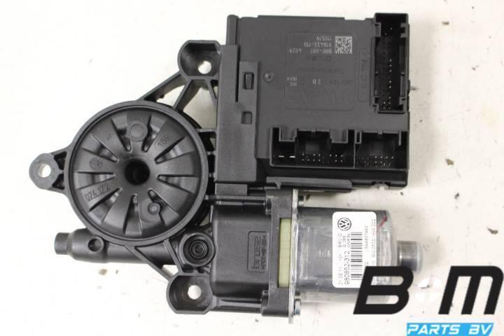 Raammotor RV (bijrijderskant) VW Passat B7 3AA959702, Auto-onderdelen, Interieur en Bekleding, Gebruikt