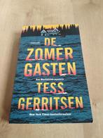 Boek de zomergasten van tess gerritsen, Ophalen of Verzenden, Nieuw, Tess Gerritsen