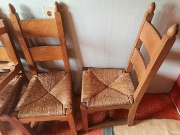 Set van 6 massief eikenhouten stoelen  beschikbaar voor biedingen