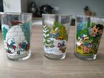 Set van 3 glazen Smurfen Peyo mosterd Benedictine 1985 tot 8, Verzamelen, Stripfiguren, Ophalen of Verzenden, Smurfen, Zo goed als nieuw