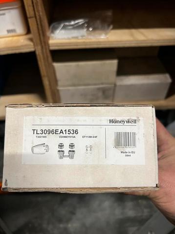 Honeywell set 1/2” haaks met alu-koppelingen 16/2 en voeler beschikbaar voor biedingen