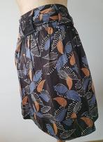 VERO MODA - Jupe brune avec imprimé végétal - T.38, Vero Moda, Ophalen of Verzenden, Gedragen, Maat 38/40 (M)