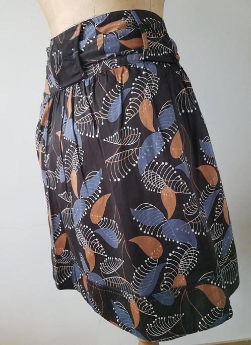 VERO MODA - Jupe brune avec imprimé végétal - T.38, Kleding | Dames, Rokken, Gedragen, Maat 38/40 (M), Ophalen of Verzenden