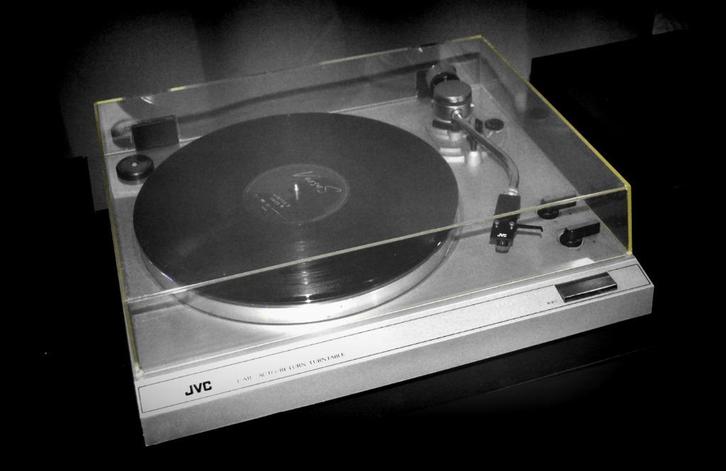 Platenspeler - Vintage platenspeler JVC-LA11, Audio, Tv en Foto, Platenspelers, Zo goed als nieuw, Platenspeler, Automatisch, Ophalen