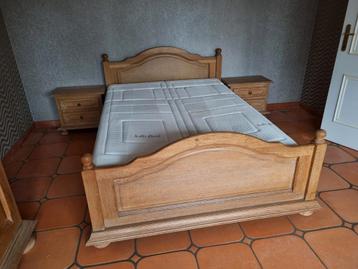 Complete massieve slaapkamer te koop beschikbaar voor biedingen