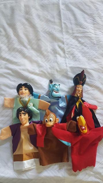 Aladdin handpoppen poppenkastpoppen beschikbaar voor biedingen
