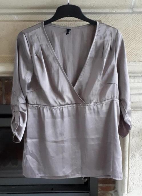 Vero Moda - blouse 3/4 mouw - maat M - taupe - € 1.00, Kleding | Dames, Blouses en Tunieken, Gedragen, Maat 38/40 (M), Grijs, Verzenden