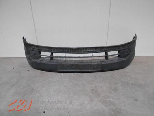 Voorbumper van een Renault Kangoo, Auto-onderdelen, Carrosserie, Bumper, Renault, Gebruikt, 3 maanden garantie, Ophalen of Verzenden