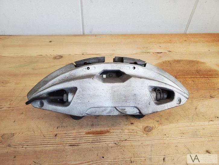 BMW 7 serie G11 G12 remklauw rechts voor 44/348/86 €100, Auto-onderdelen, Remmen en Aandrijving, BMW, Gebruikt, Ophalen of Verzenden
