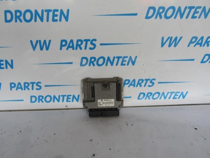 Boordcomputer van een Volkswagen Touran, Auto-onderdelen, Elektronica en Kabels, Volkswagen, Gebruikt, 3 maanden garantie, Ophalen of Verzenden