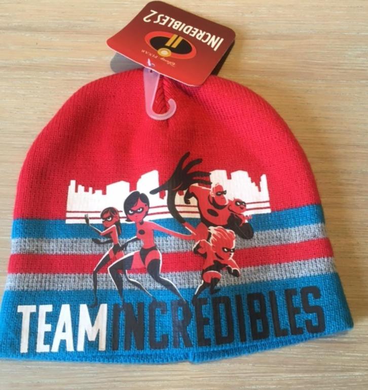 Muts / beanie The incredibles - rood - maat 52 cm - NIEUW, Verzamelen, Film en Tv, Nieuw, Film, Kleding, Ophalen of Verzenden