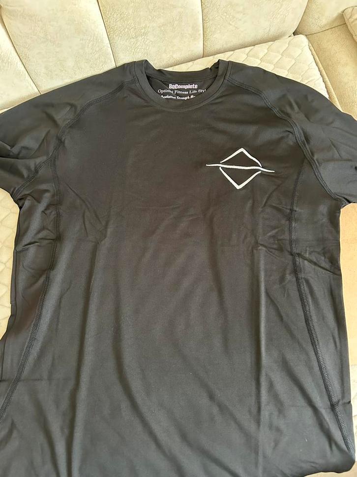 T-shirt fitness S/M/L, Kleding | Heren, T-shirts, Nieuw, Maat 48/50 (M), Ophalen