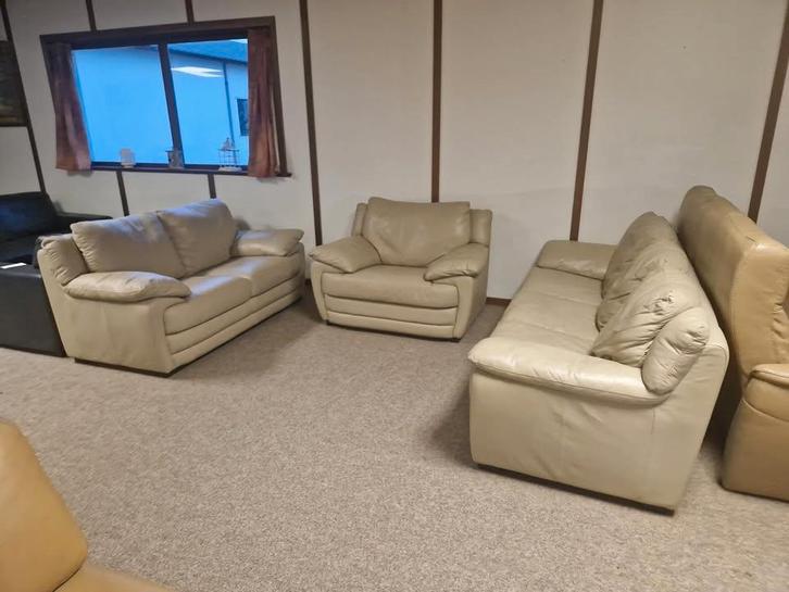 TAUPE BUFFELLEDEREN SALON 3+2+1 ZIT, Huis en Inrichting, Stoelen, Gebruikt, Leer, Ophalen