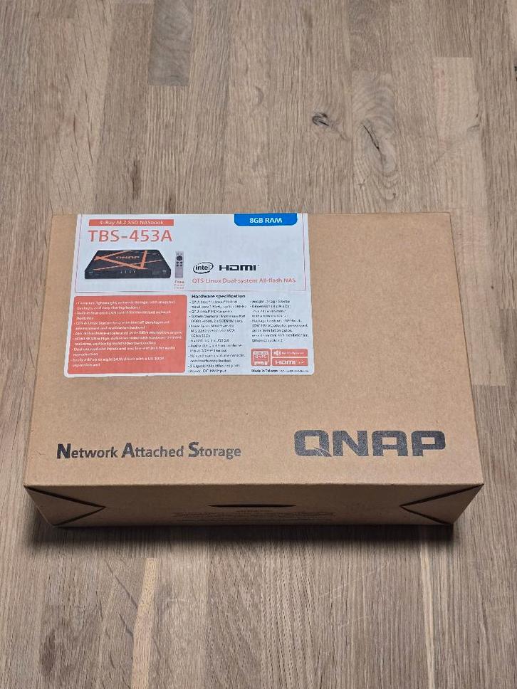 Qnap TBS-453A   4x 500gig m.2, Informatique & Logiciels, NAS, Enlèvement