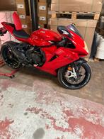 Mv Agusta f800 rosso, Motoren, Handvatverwarming, 3 cilinders, Meer dan 35 kW, 800 cc