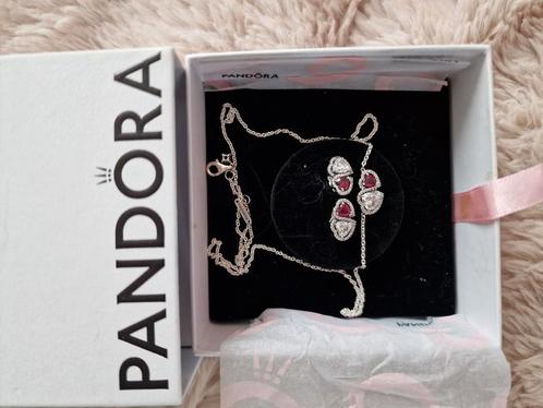 Pandora originele ketting met hanger en oorbellen., Handtassen en Accessoires, Kettingen, Nieuw, Met hanger, Ophalen of Verzenden