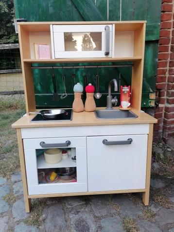 Topdeal: IKEA speelgoedkeukenentje met extra accessoires beschikbaar voor biedingen