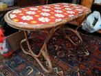 Vintage rotan tafeltje, Huis en Inrichting, Ophalen