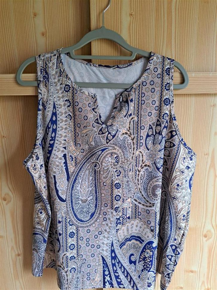 Topje met paisleyprint maat XL/44, Kleding | Dames, Topjes, Nieuw, Maat 42/44 (L), Zonder mouw, Ophalen of Verzenden