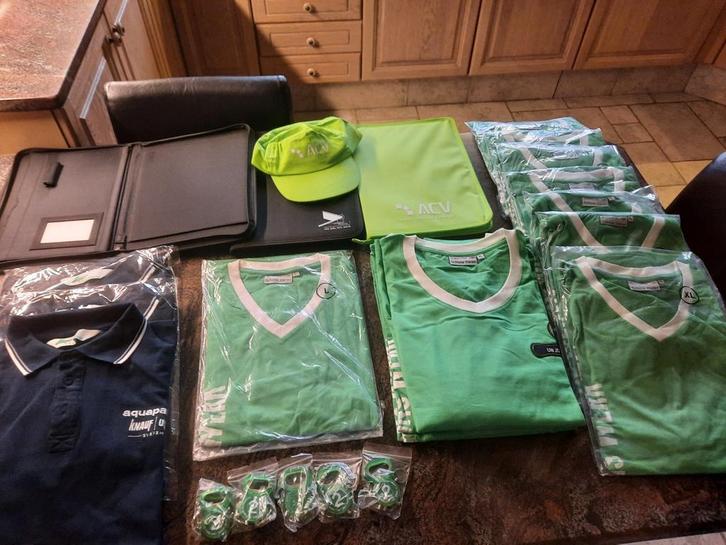 Grand lot de vêtements/accessoires ACV, neufs, Vêtements | Hommes, Vêtements Homme Autre, Neuf, Enlèvement ou Envoi