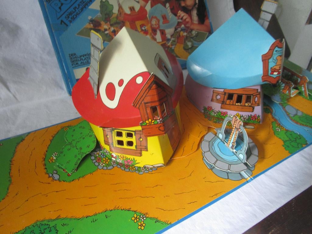 Schtroumpforama décor carton - Le Château de Gargamel