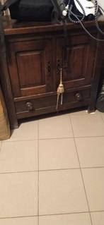 Tv kast, Antiek en Kunst, Antiek | Meubels | Kasten, Ophalen of Verzenden
