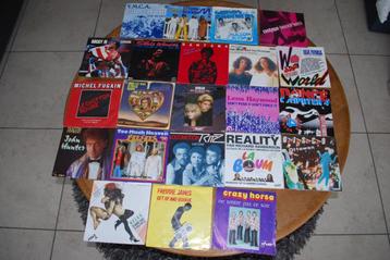 Lot de disques vinyles beschikbaar voor biedingen